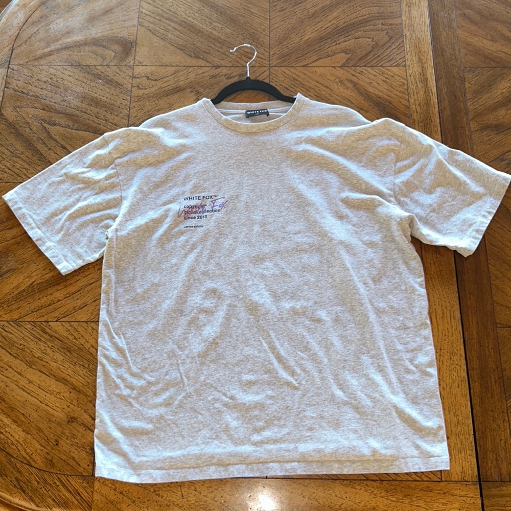 White Fox Limited Addition Global Collection. S/M. Worn Once. Great material.